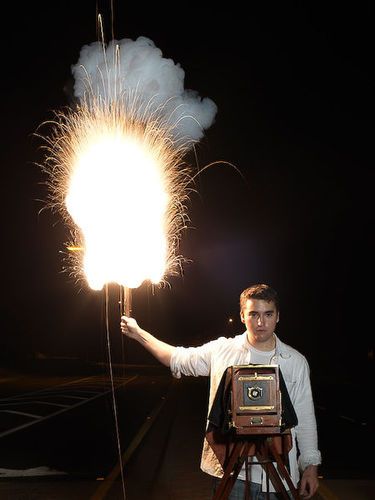http://en.wikipedia.org/wiki/File:1909\_Victor\_Flash\_Lamp.jpg